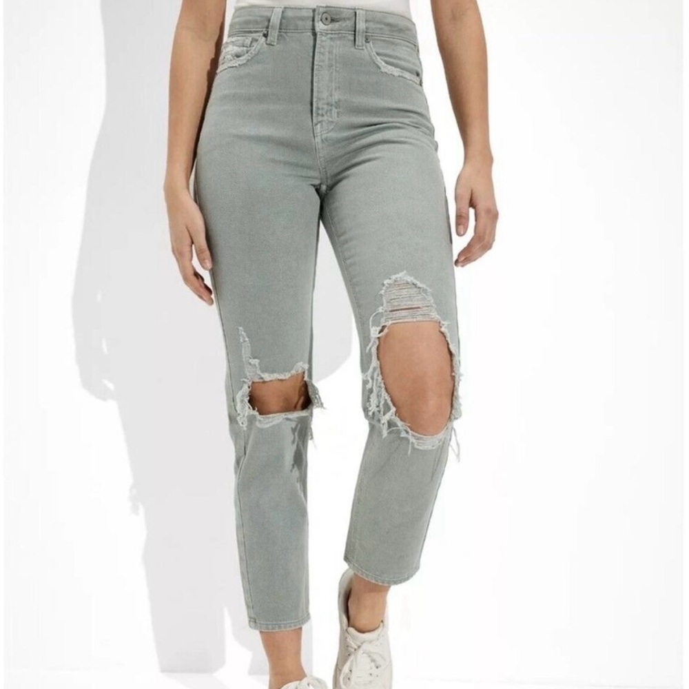 American Eagle Mom Jeans